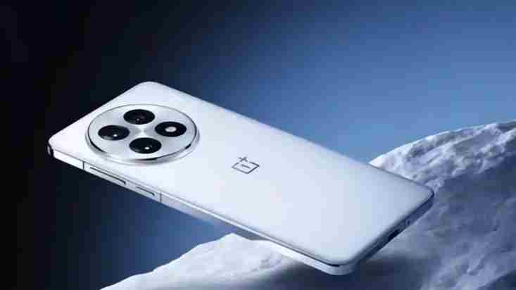 李杰公布一加15全方位配置:行业第一部性能Ultra产品