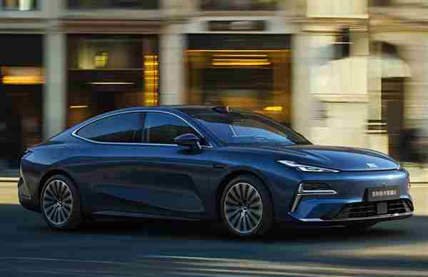 10个月销量破百万 吉利银河限量版报价