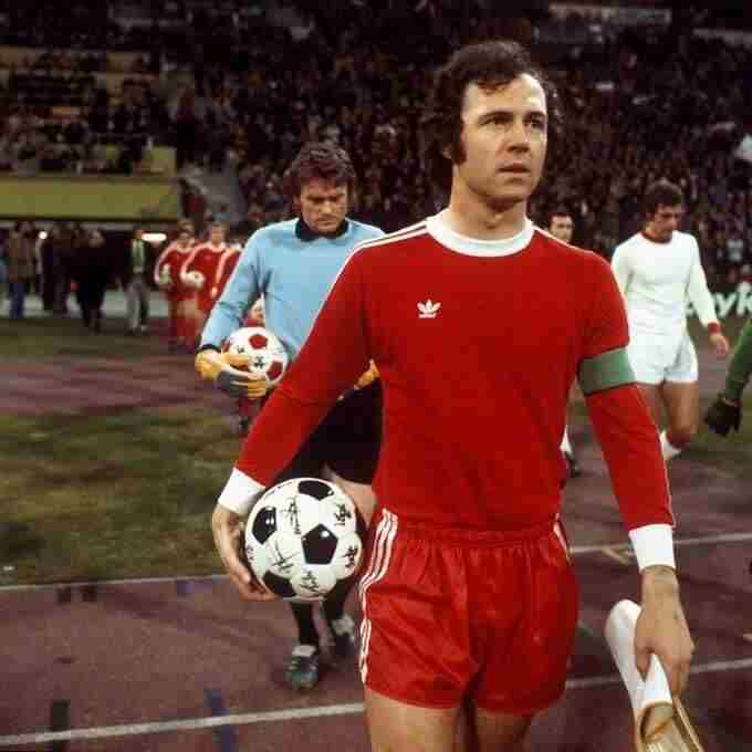 足球:从全能中场到变革队魂!最新章节全文无弹窗在线阅读