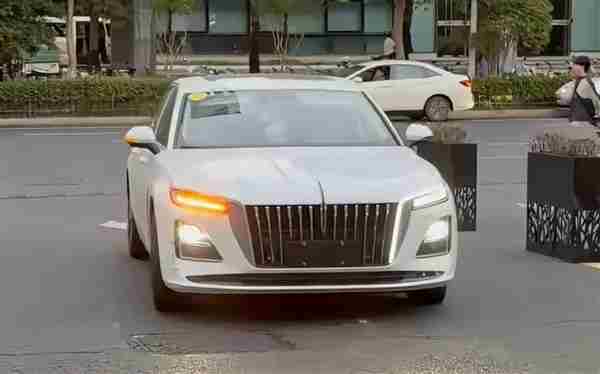 2026款红旗H5实车图 红旗h5价格多少