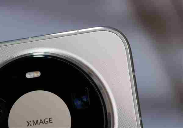 余承东换上华为Mate 华为性能最好的手机