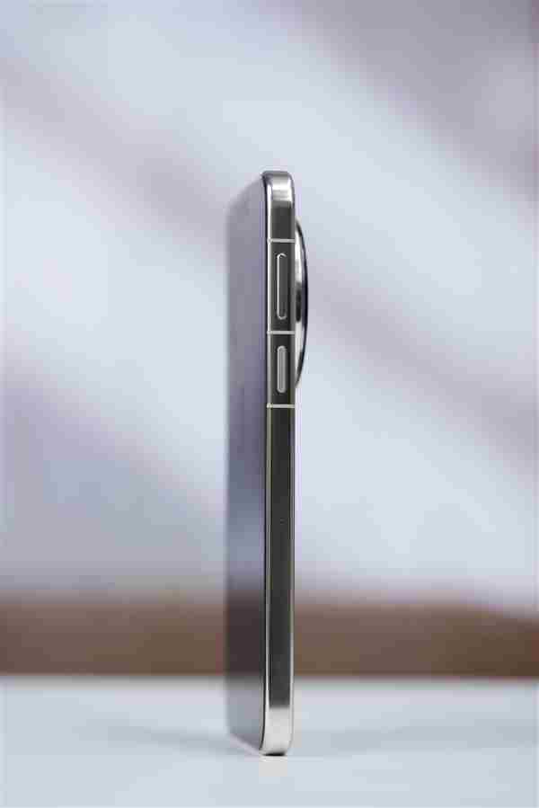 余承东换上华为Mate 华为性能最好的手机