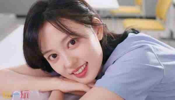 在AI统治下求生:颠覆性游戏SB帝国