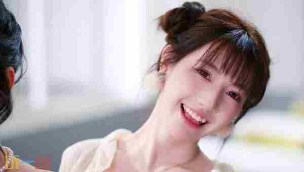 在AI统治下求生:颠覆性游戏SB帝国